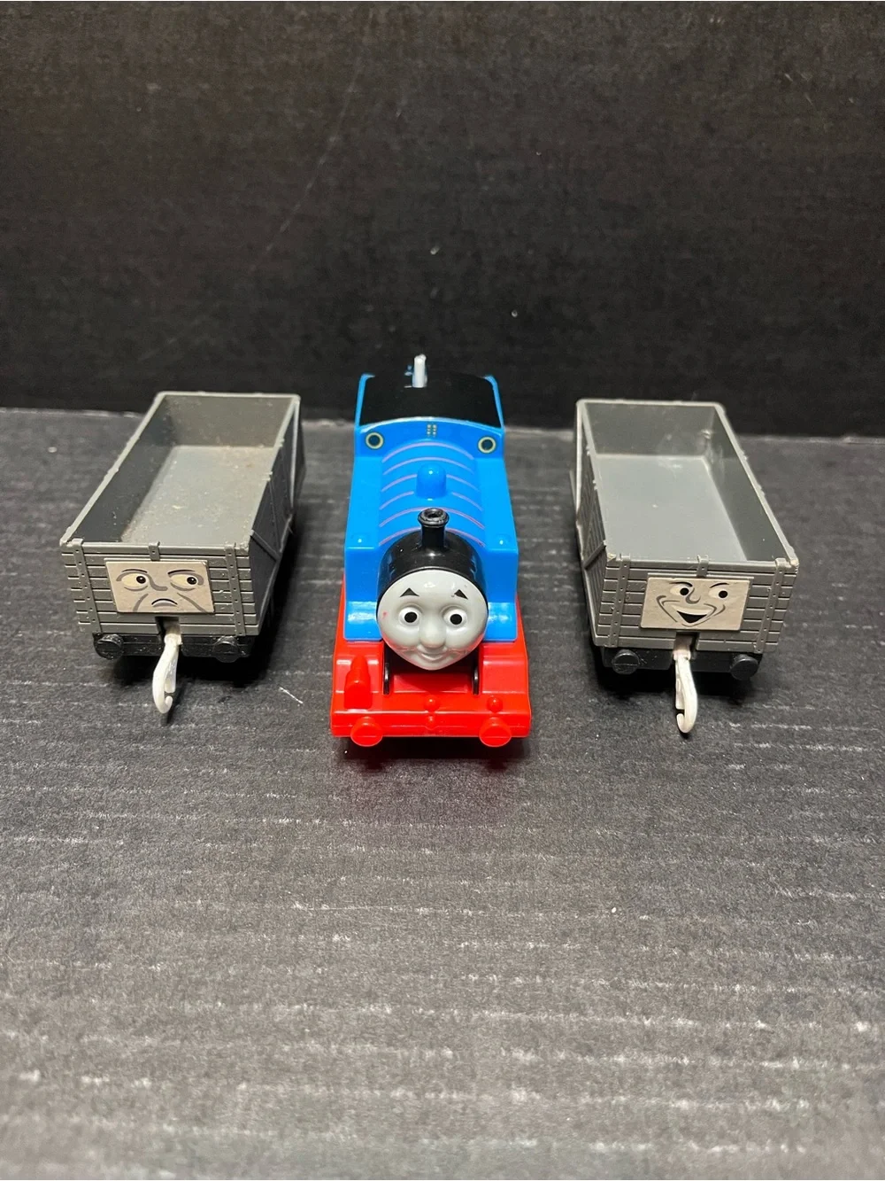 2 troublesome trucks and  thomas the tank engine trackmaster engine tested works